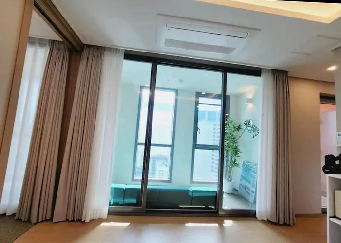 부산 에이원 위드 해운대 게스트하우스 3*